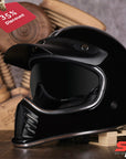 Capacete Seventy em preto mate